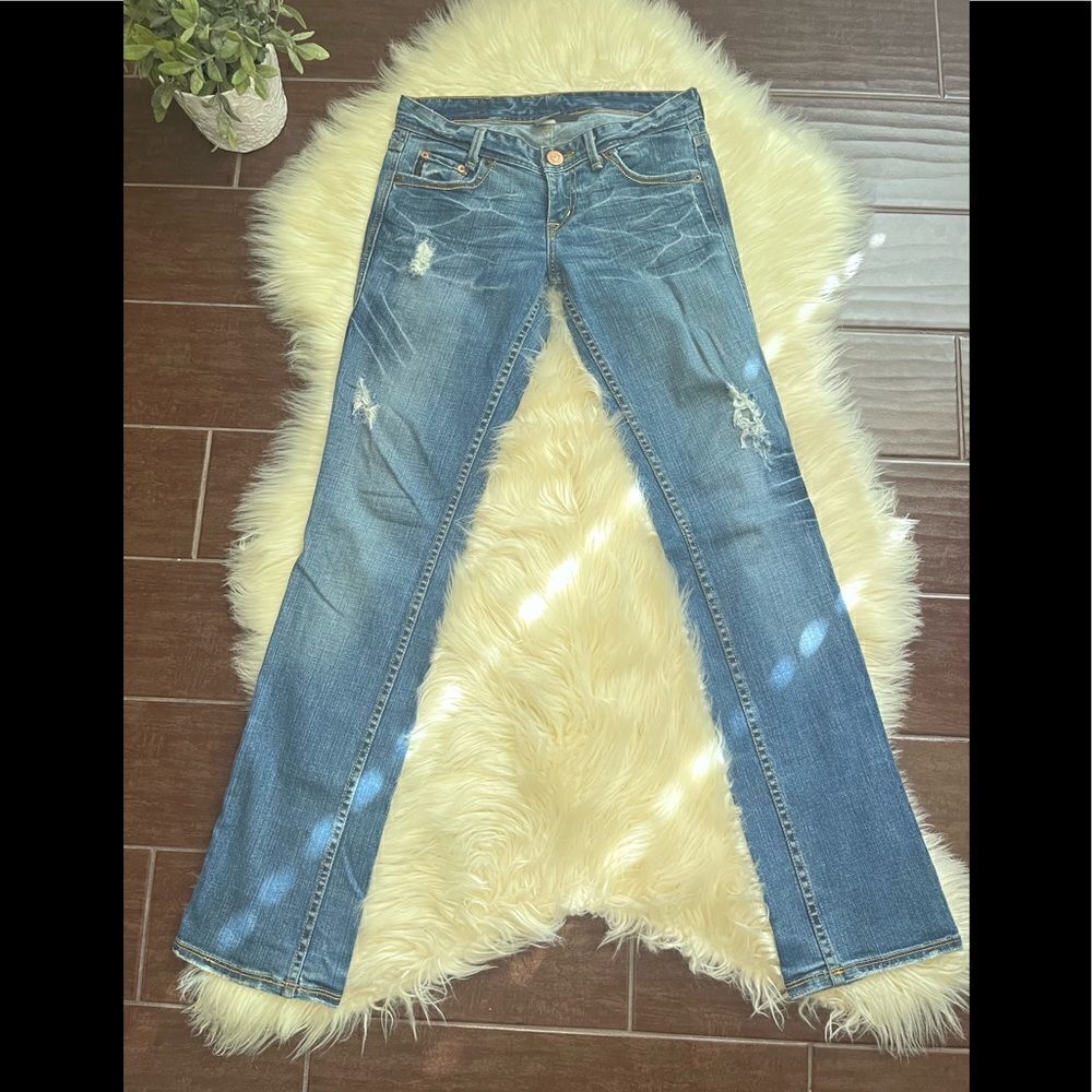 Armani Exchange light destroyed denim sz 2